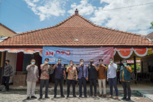PT REIN dan Yayasan Indonesia Kita Penggerak Salurkan 25 Ribu Masker